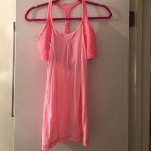 Lululemon tank with built in bra